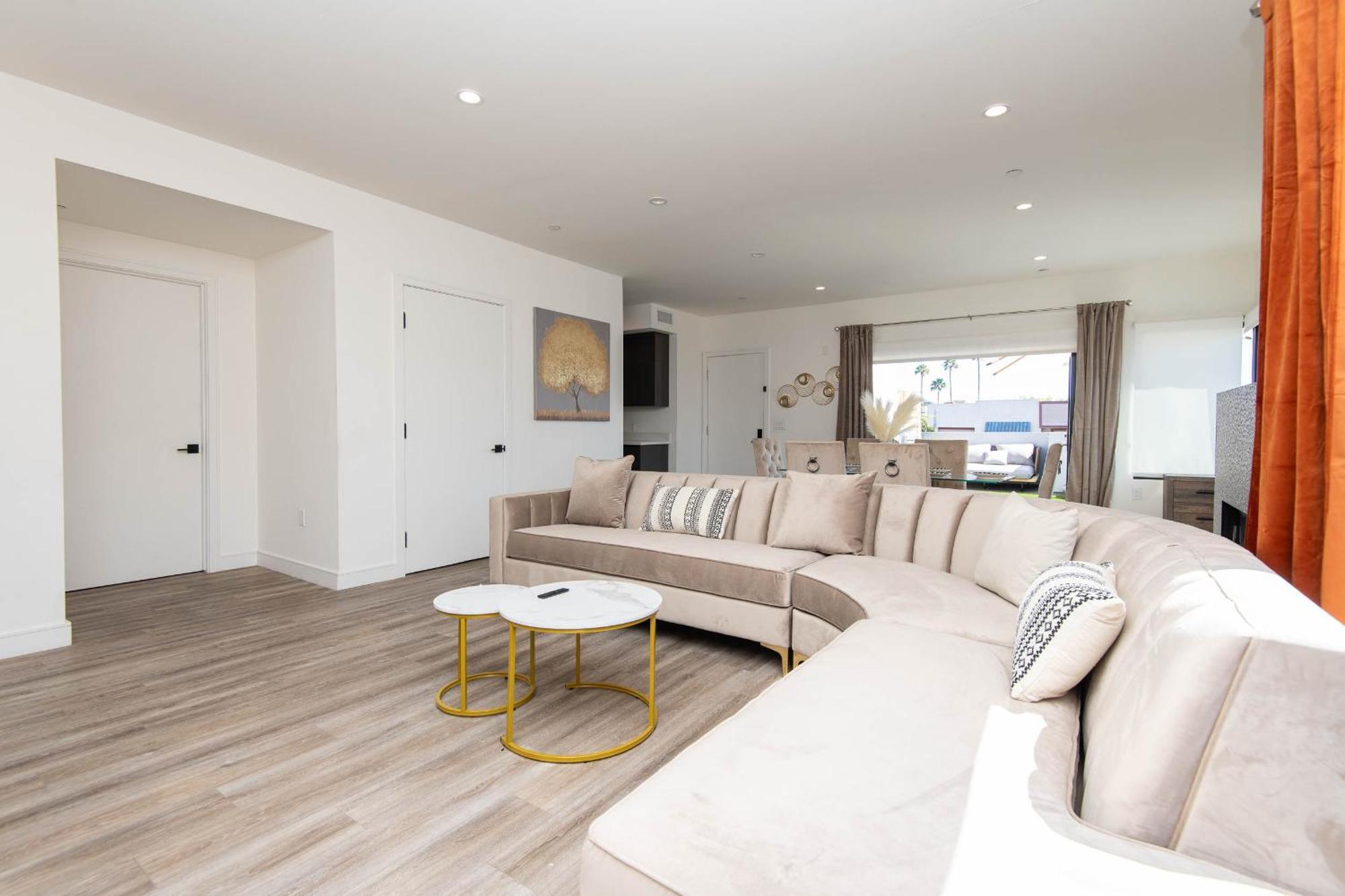 Regency Modern Apartments Glendale Kültér fotó